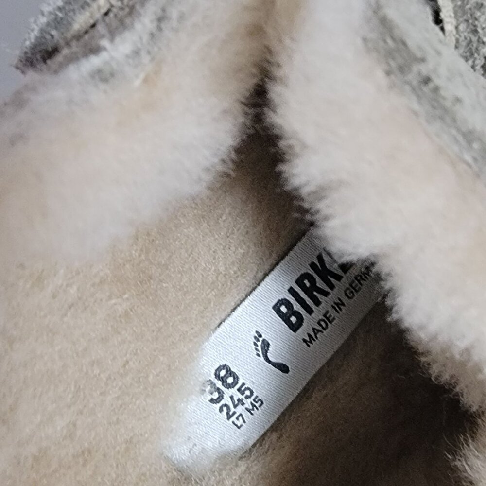 NEW Birkenstock Boston Shearling Mules Womens 38 7 7.5 Taupe Suede Cozy Comfort - Picture 7 of 9